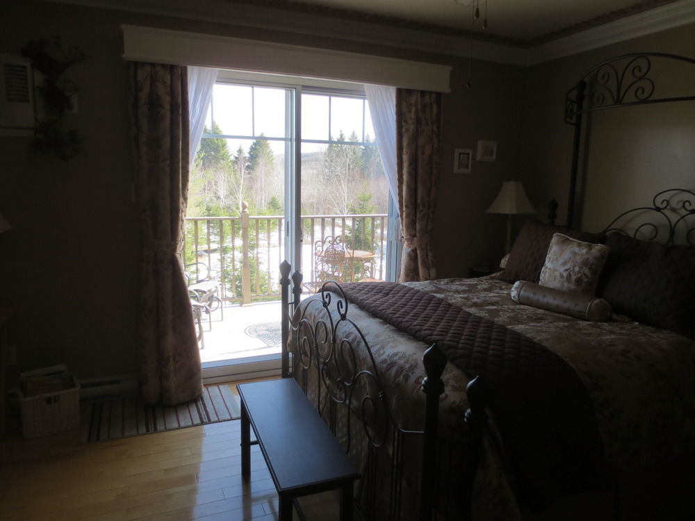 Au Nidaigle Bed and Breakfast Saint-Basile Buitenkant foto