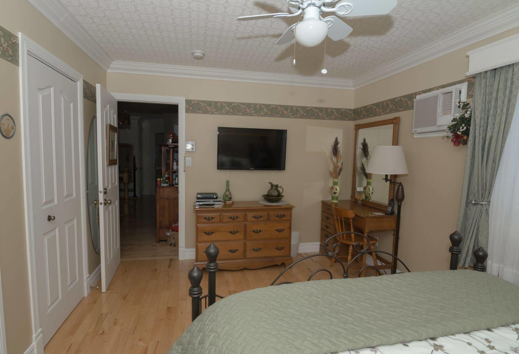 Au Nidaigle Bed and Breakfast Saint-Basile Buitenkant foto
